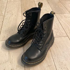Dr. Martens 1460 boots- black